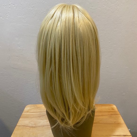 #95 IT'S A WIG - Picture 3 of 6